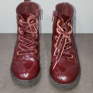 Burgandy boots for winter.